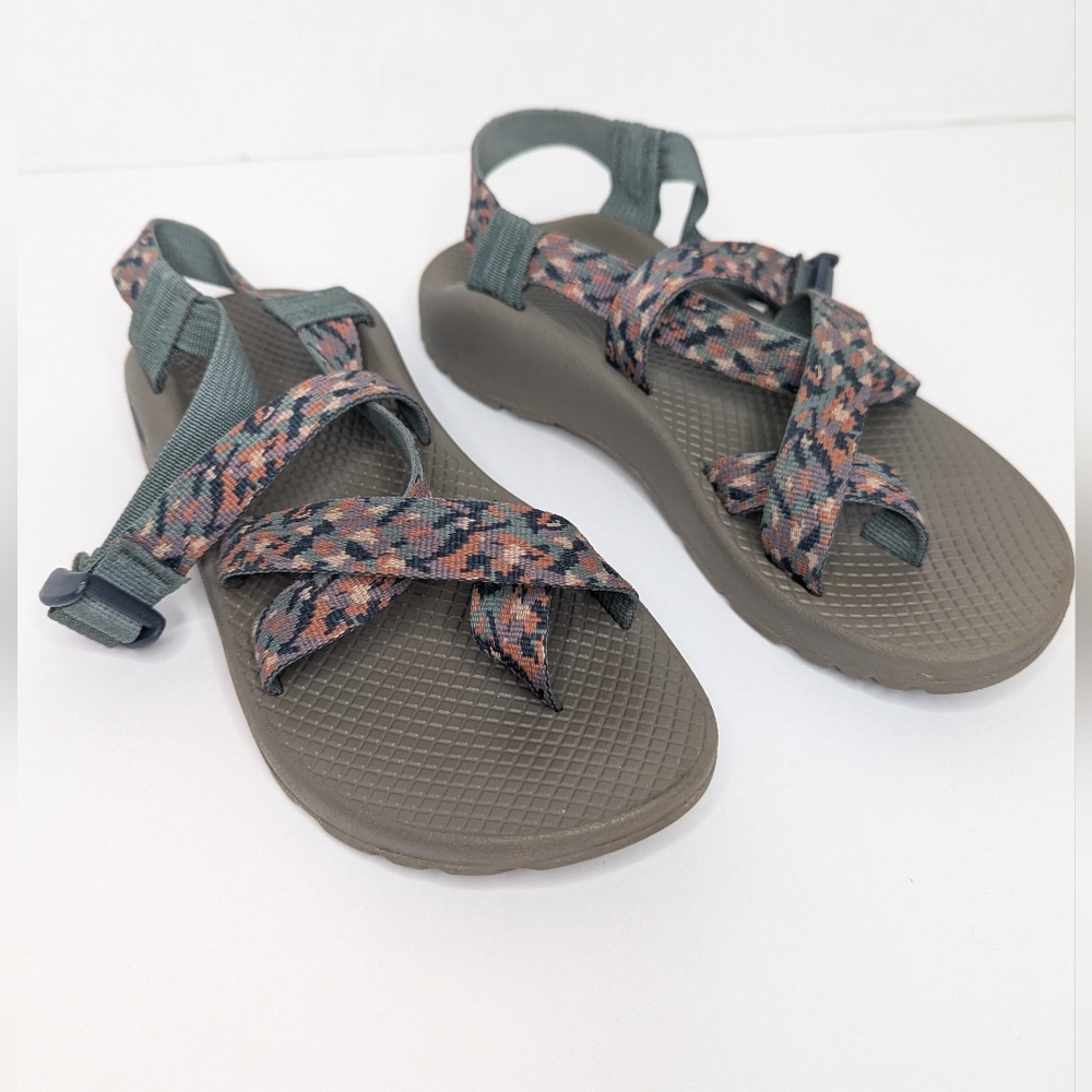Chaco Z/2 Sandals Women's Size 7 Dark Forest JCH109760Z